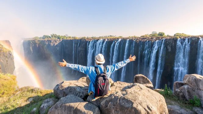 Entering Zimbabwe in 2025 Entering Zimbabwe in 2025