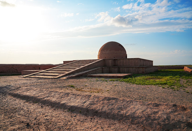Stupa of Fayaz Tepe, a Buddhist archaeological site in the Termez oasis Stupa of Fayaz Tepe, a Buddhist archaeological site in the Termez oasis