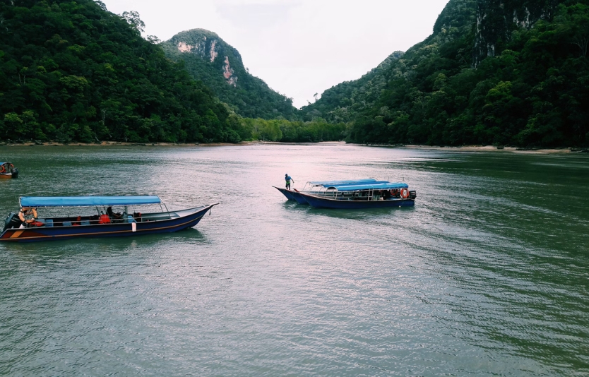 Langkawi is famous for its beautiful beaches and waterfalls  Langkawi is famous for its beautiful beaches and waterfalls