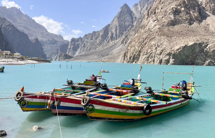 Attabad Lake in North Pakistan Attabad Lake in North Pakistan