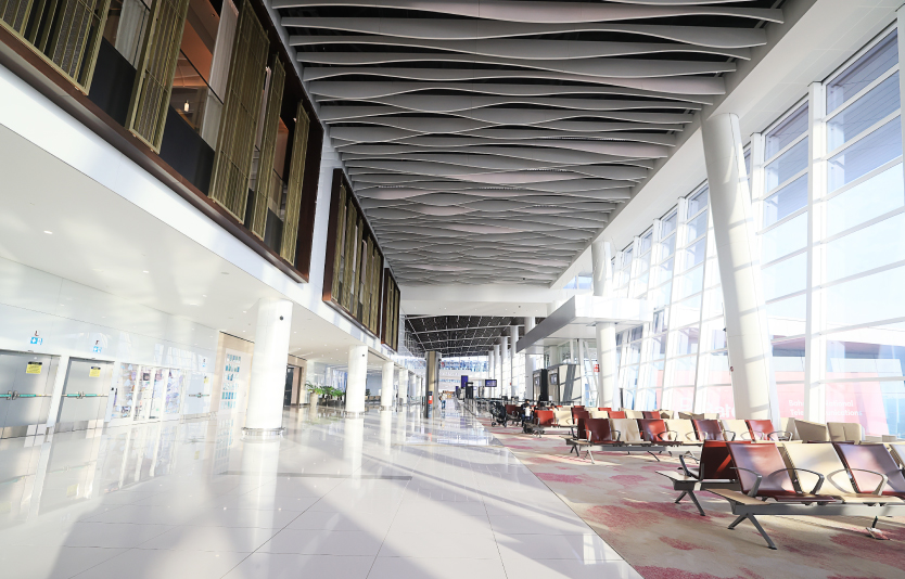 Bahrain Airport Departure - free Wi-Fi and comfortable seating