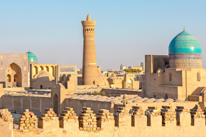 Bukhara at Sunrise: Quiet lanes, courtyards, and reflection pools