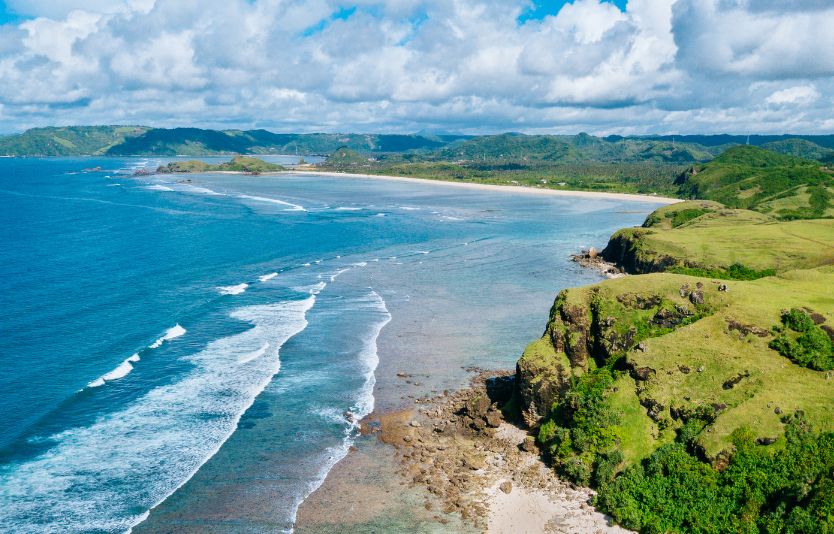 Get all the paperwork needed to qualify for a visa to Indonesia