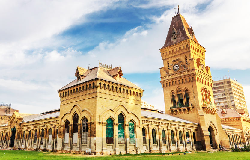 Discover some of the best travel agencies in Karachi for tourists