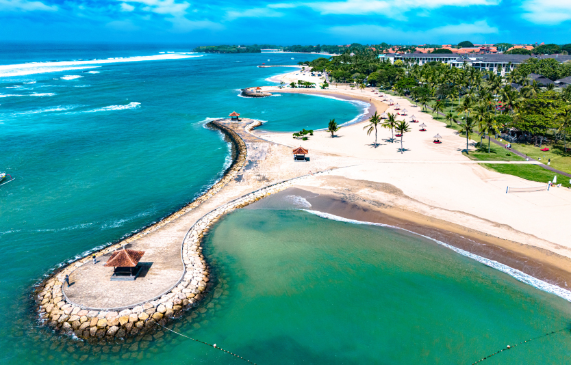 The Grand Hyatt Bali has 636 rooms, suites, and villas with private pools
