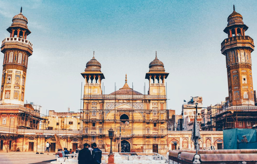 Explore the services of the best agencies in Lahore