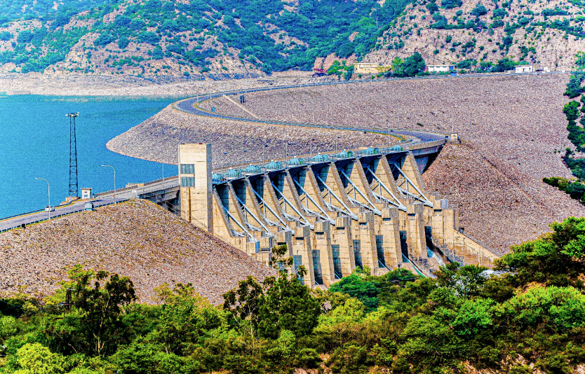 Khanpur Dam is a beautiful reservoir built on the Haro River Khanpur Dam is a beautiful reservoir built on the Haro River