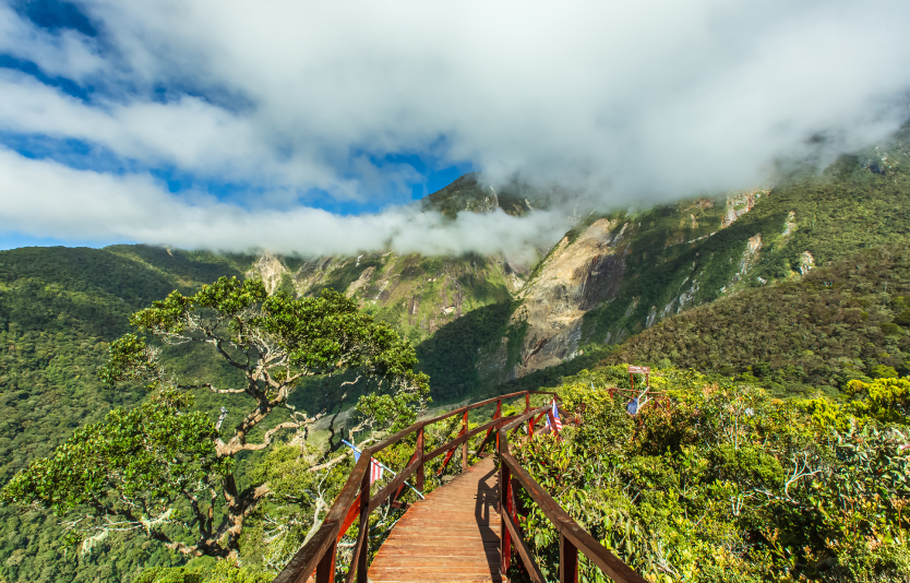 Mount Kinabalu is a great place to visit in Kota Kinabalu Mount Kinabalu is a great place to visit in Kota Kinabalu