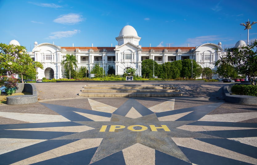 Perak Tong Cave Temple is one of the places of interest in Ipoh, Perak, Malaysia Perak Tong Cave Temple is one of the places of interest in Ipoh, Perak, Malaysia