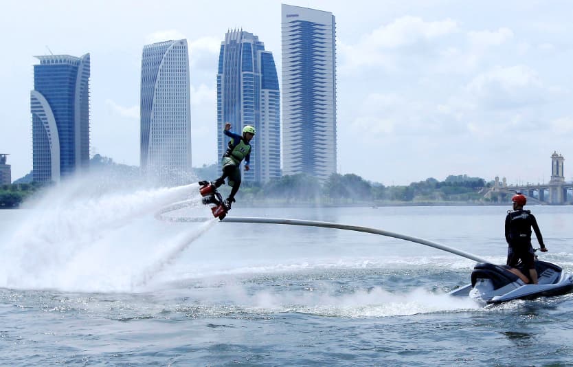 Putrajaya Lake, perfect for cruises or water sports Putrajaya Lake, perfect for cruises or water sports