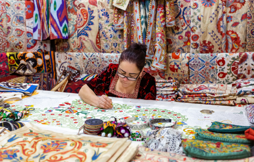 Siab Bazaar is the perfect place to immerse yourself in the vibrant local culture 