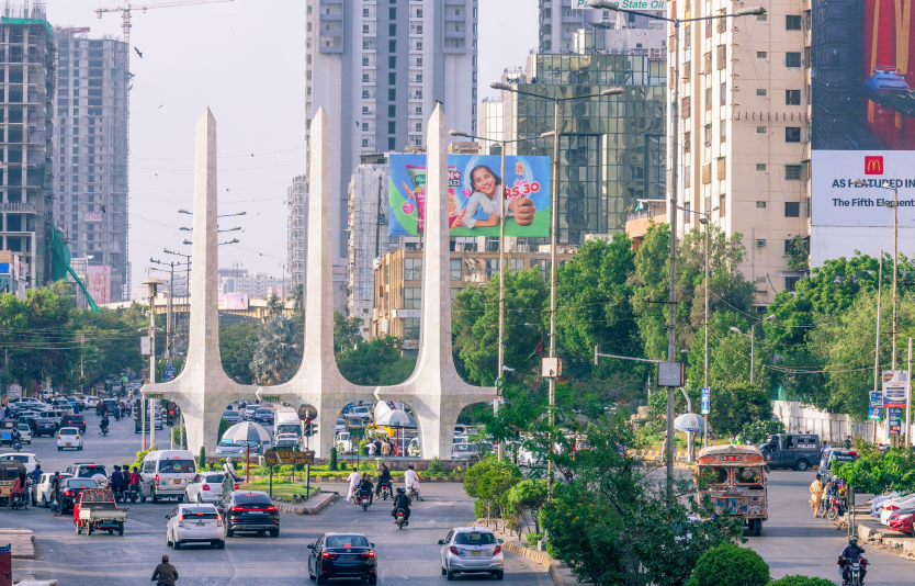 The Islamabad to Karachi distance by road is approximately 1,400 kilometers  The Islamabad to Karachi distance by road is approximately 1,400 kilometers