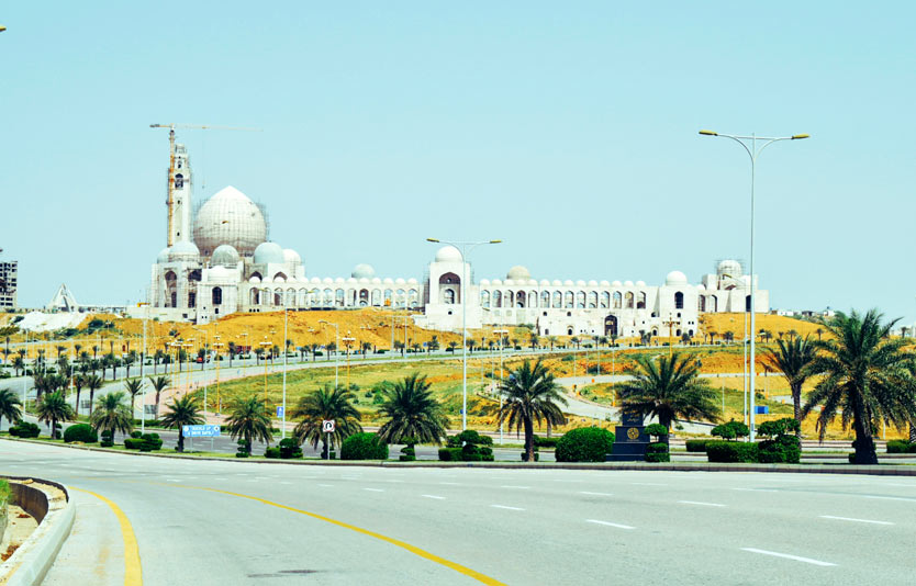 Explore the best Karachi travel agency when traveling to Pakistan 
