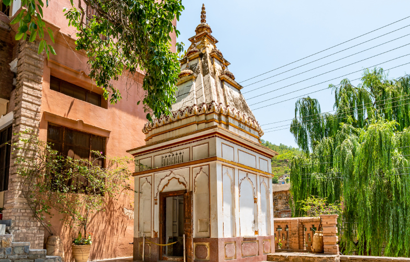  It is generally safe and peaceful to travel to Islamabad
