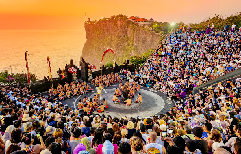 Although part of the beauty of Uluwatu is relaxation, there are still many other things to do