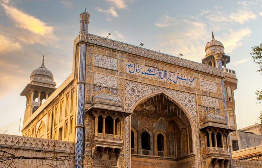 Top travel agencies in Lahore for trust by international travelers