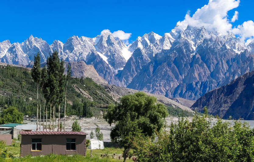 Among the most recognizable attractions in Pakistan are the Passu Cathedral peaks