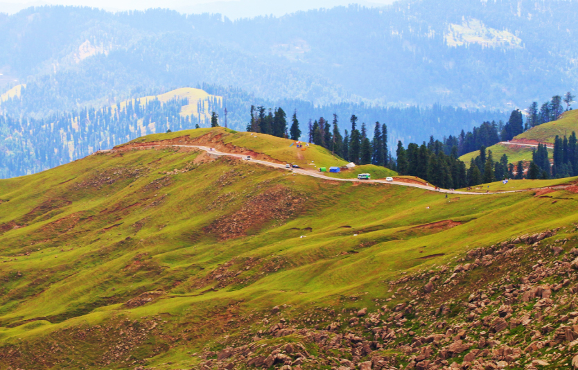 Picnic spots in Azad Kashmir are mostly at Pir Chanasi