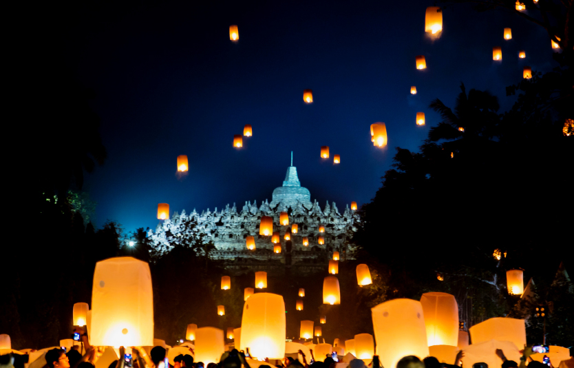 You can light a lantern during the Waisak