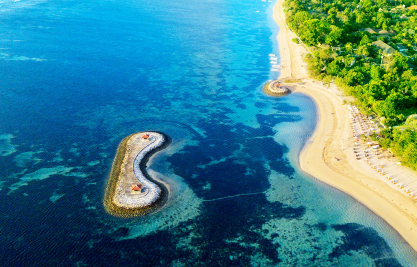Sanur is a quiet beach that suitable for families and couple Sanur is a quiet beach that suitable for families and couple
