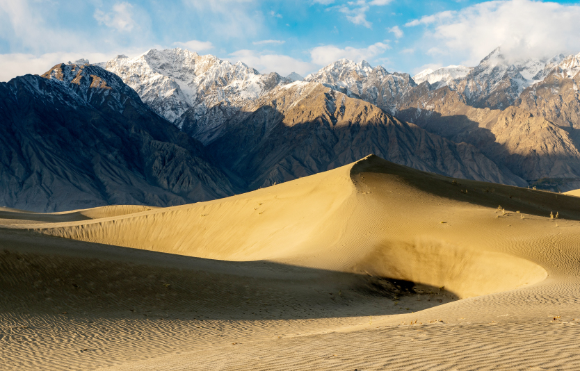Katpana Desert is known as the Cold Desert which is a unique attraction located near Skardu