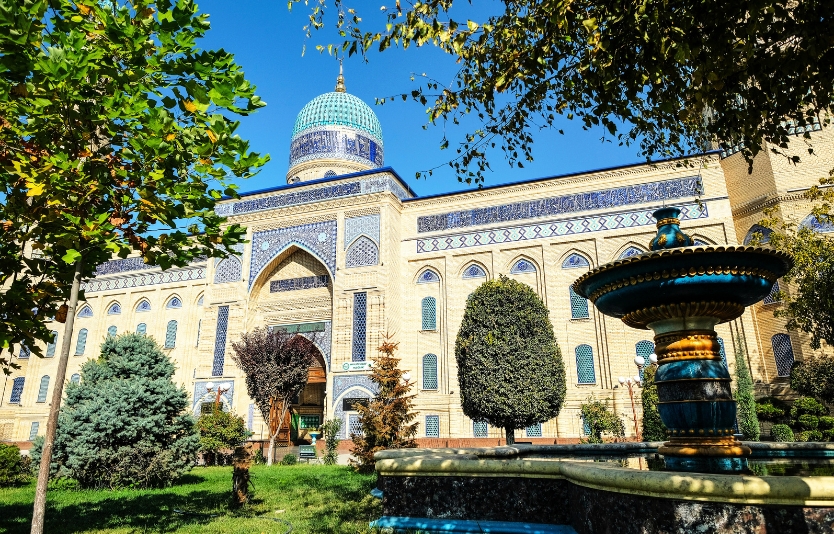 Andijan is one of the cities to visit Uzbek to see Islamic architecture