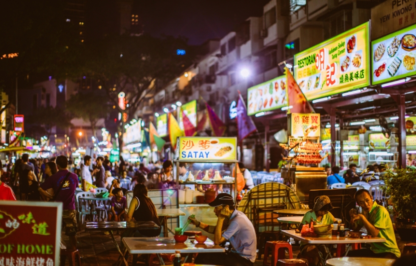 Jalan Alor is a street with a lot of local cuisine in Malaysia