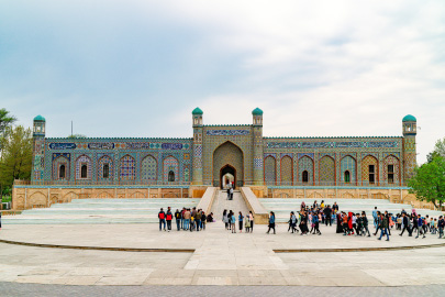 Kokand City Guide: Khudayar Khan Palace and old quarters