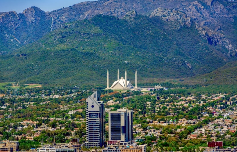 Kosovo citizens must have a valid visa to travel to Pakistan