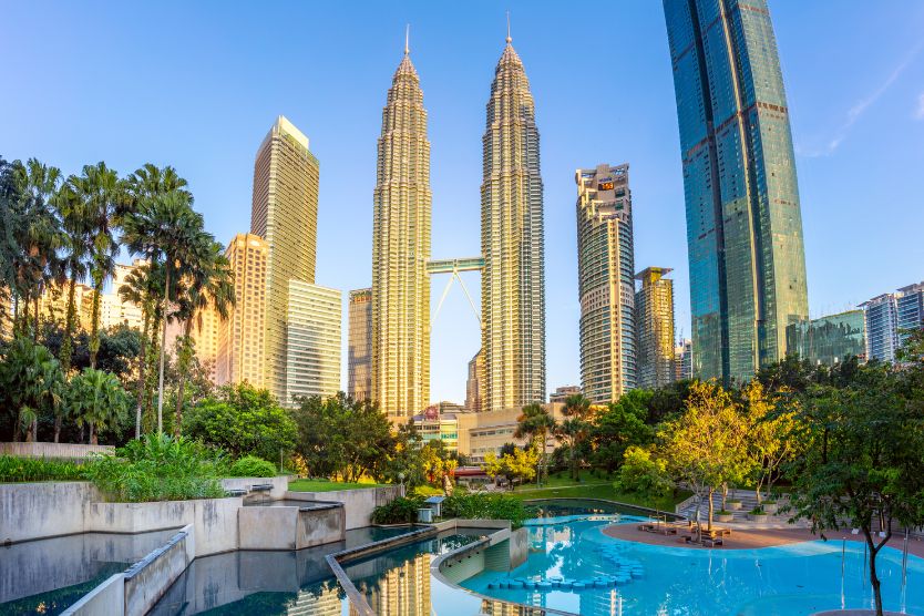 Malaysia e-visa fees for Uruguay citizens