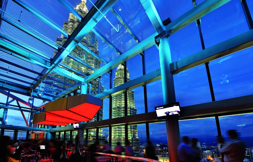 Enjoy Italian Fine Dining at Marini's on 57 with the best view of Petronas