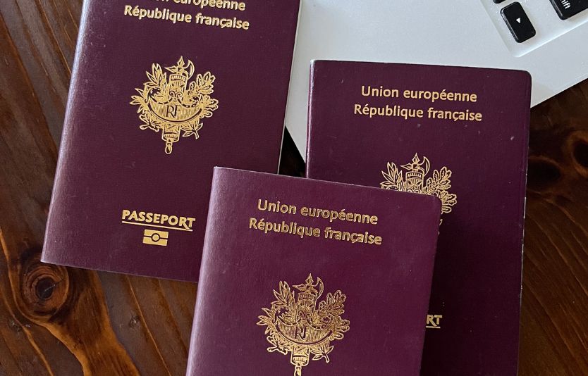 Prepare enough documents required to be eligible for an Indonesia visa