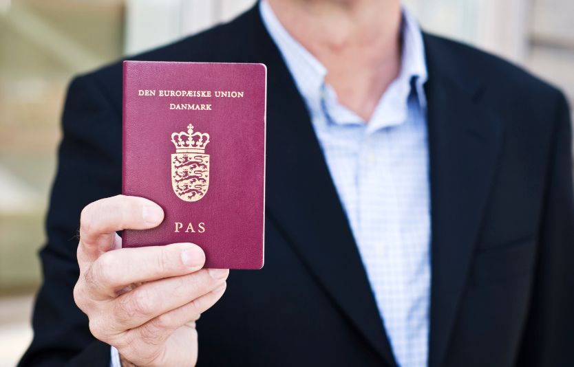 Prepare enough documents required to be eligible for an Indonesia visa