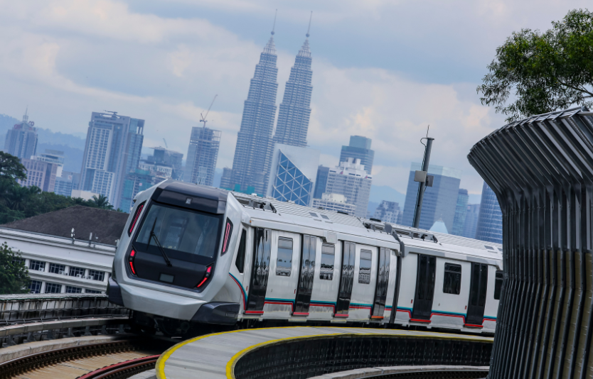 Traveling around Malaysia by public transport is pretty safe