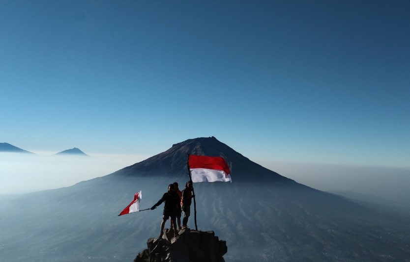 Visitors from Germany have a choice in the services they choose to use to complete their visa.