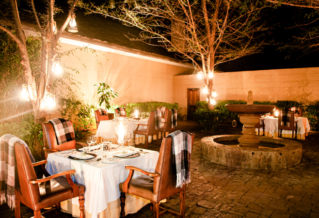 Dining Area Pinnon Lodge Zambia