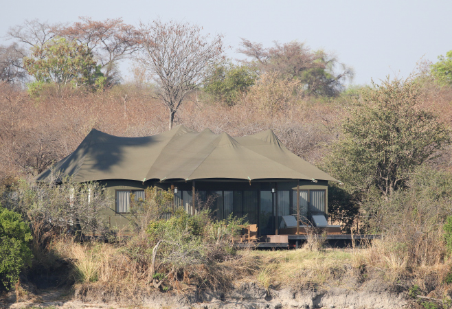 Luxury Lodge at the Zambezi River