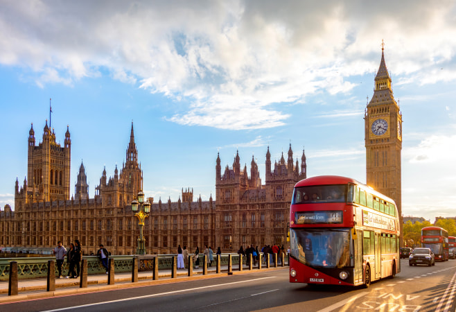 Big Ben Tower on Westminster bridge