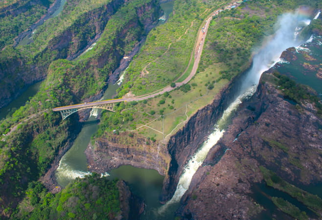 Ghana to Zambia distance by road